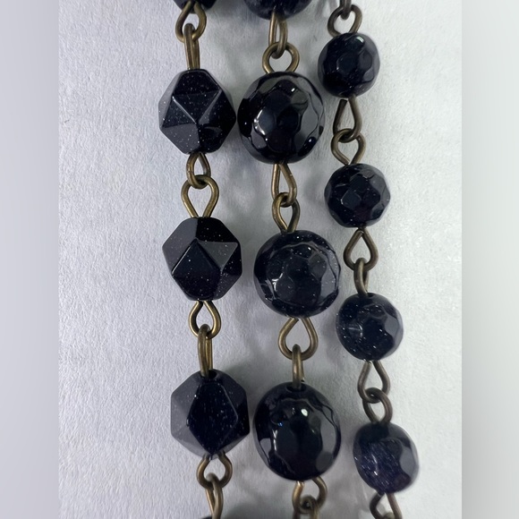 Melania Clara Necklace - Picture 7 of 7